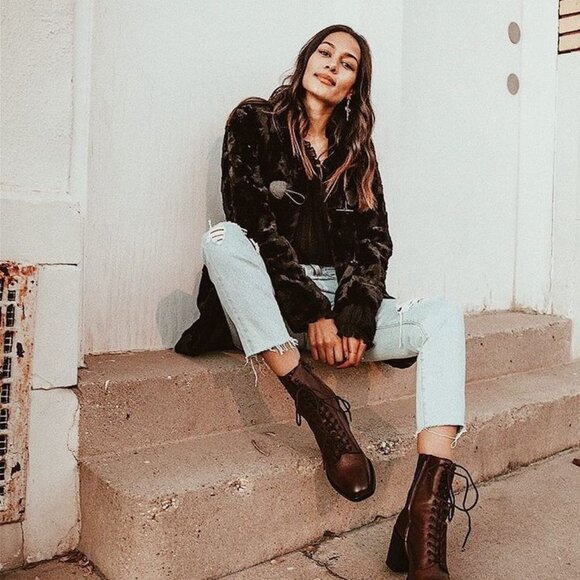 $399 Frye Pia Black Leather Combat Lace Up Moto Goth Block Heel Ankle Bootie - Picture 3 of 15